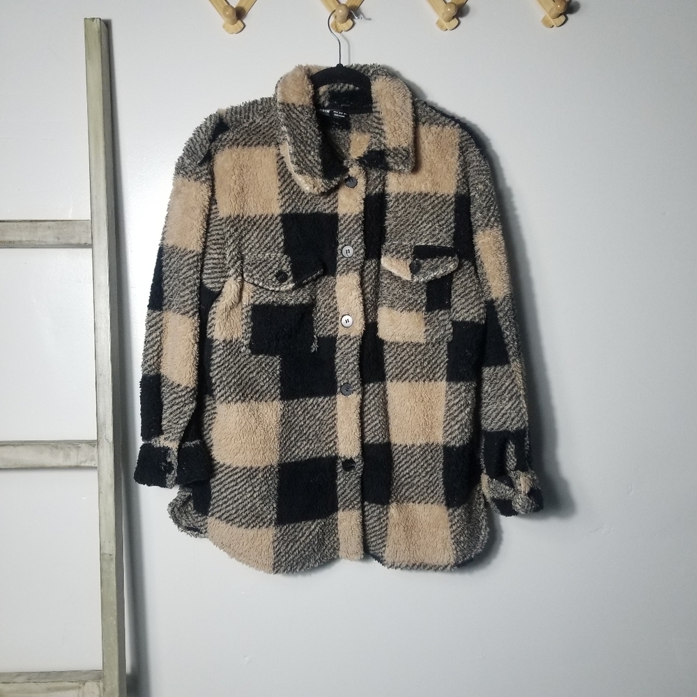 SHEIN WOMEN'S TAN AND BLACK SHERPA SHACKET SIZE MEDIUM